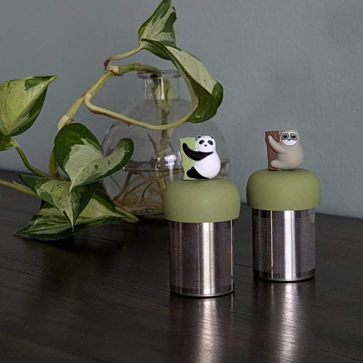 Sloth | Floating Tea Steeper | Green Base | Grey