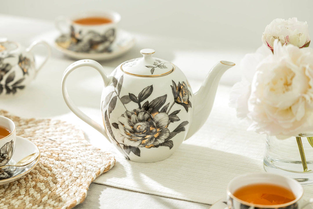 Black Gold Peony 40oz Fine Porcelain Teapot