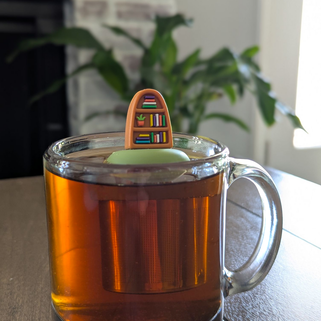 Plant Bookshelf | Floating Tea Steeper | Green Base | Brown