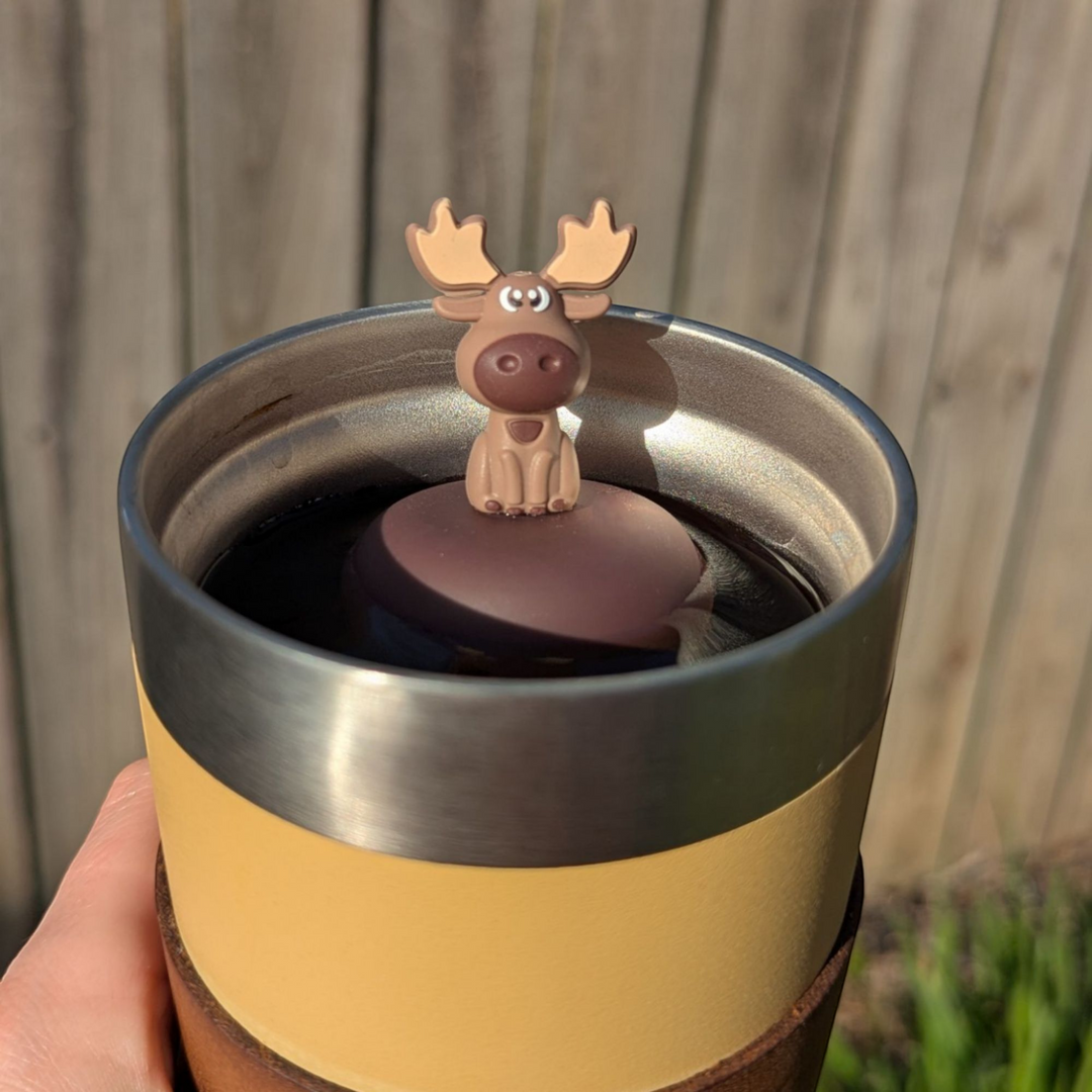 Moose | Floating Tea Steeper | Dark Brown Base | Brown Moose